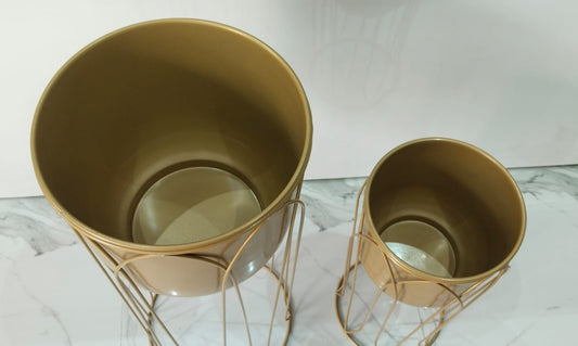 Golden Metal Planter – 28 Inch Modern Decorative Plant Stand