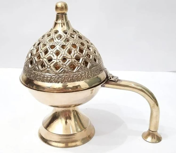 Dhoopdaan – Decorative Brass Incense Holder (8 Inch, Super Fine Brass)