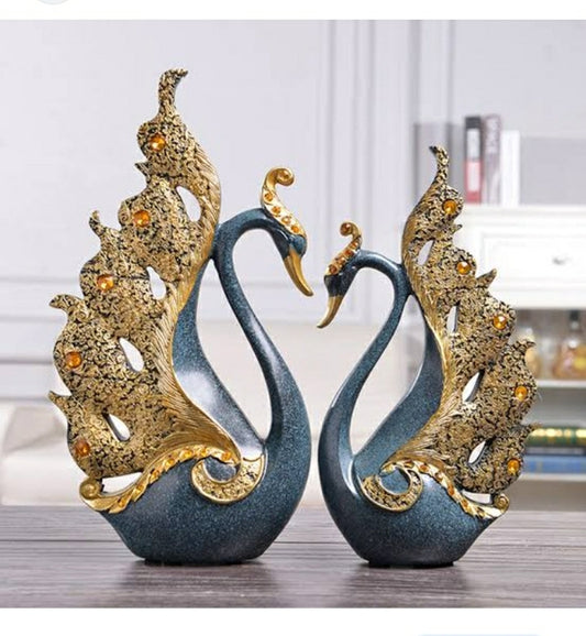 Metal Unique Swan Pair Showpiece
