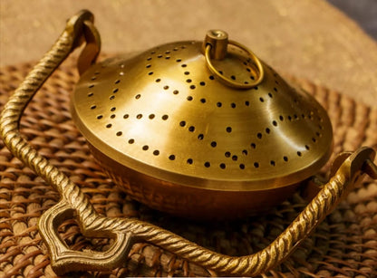 Dhooni Loban with Handle – Decorative Brass Incense Stand (7 Inch, Super Fine Brass)