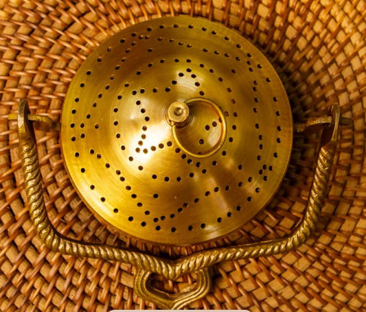 Dhooni Loban with Handle – Decorative Brass Incense Stand (7 Inch, Super Fine Brass)