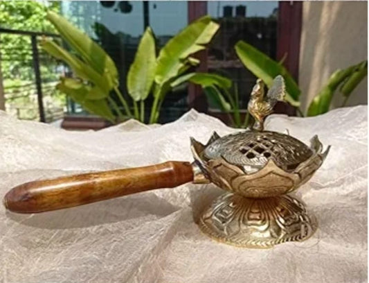 Dhoopdaan  With Wooden Handel– Decorative Brass Incense Holder (5 Inch, Super Fine Brass)