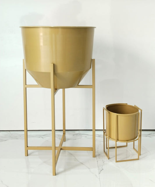 Golden Stand Planter – Modern Metal Decorative Plant Holder (13 Inch Height)