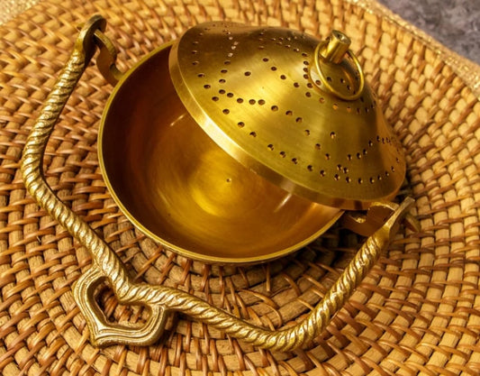Dhooni Loban with Handle – Decorative Brass Incense Stand (7 Inch, Super Fine Brass)