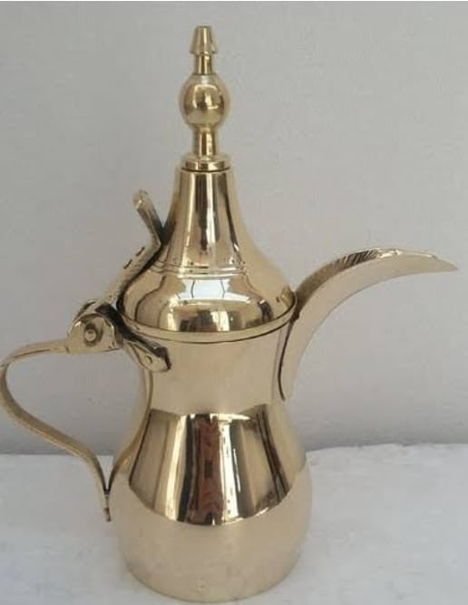 Brass Tea Pot – Golden Finish (11 Inch)