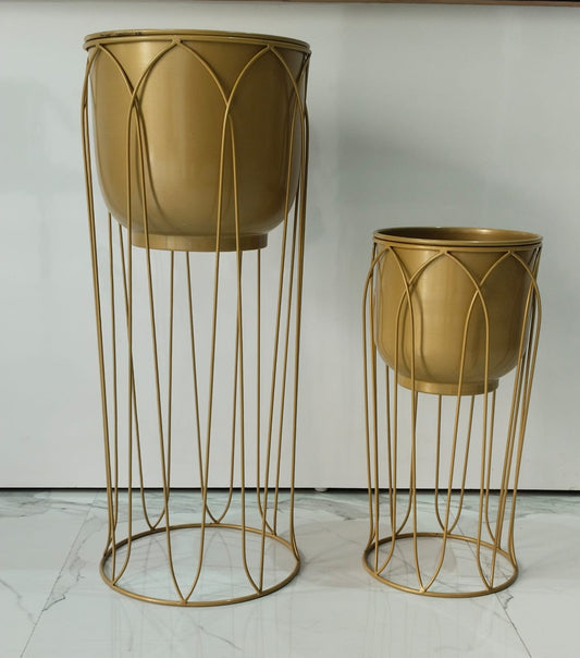 Golden Metal Planter – 28 Inch Modern Decorative Plant Stand