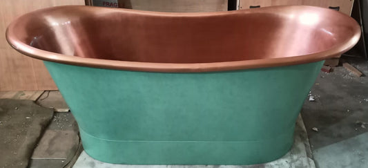 Pure Copper Bathtub – Light Green Finish, Energy-Saving