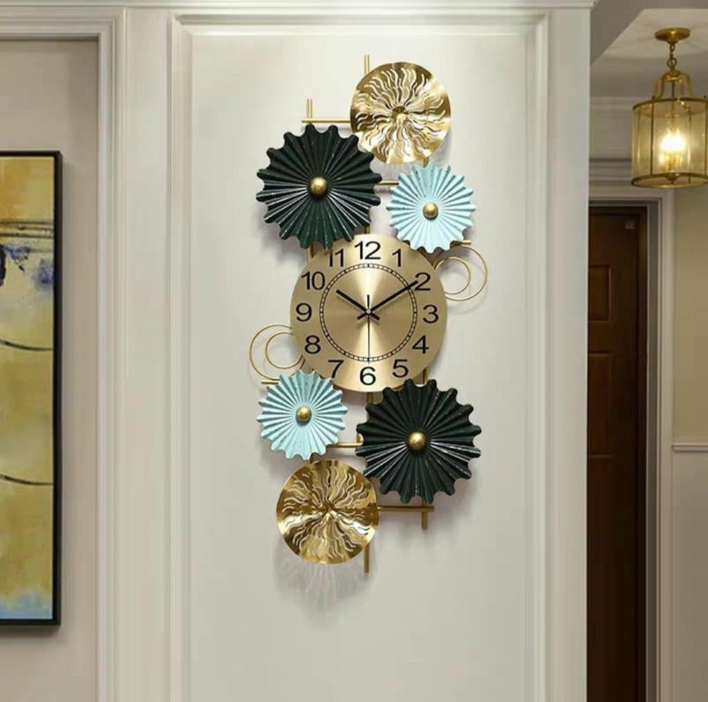 Designer Metal Wall Decor Watch