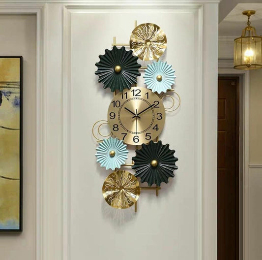Designer Metal Wall Decor Watch