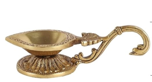 Handcrafted Deepak – Decorative Brass Lamp (2.5 × 7.5 × 2 Inch, Super Fine Brass)