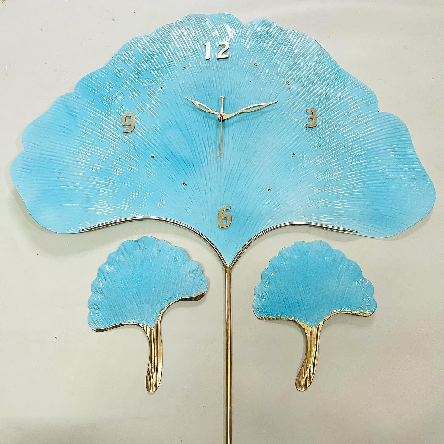 Decorative Iron Petal Wall Clock – Handcrafted Floral Metal Wall Decor - Brass Decors