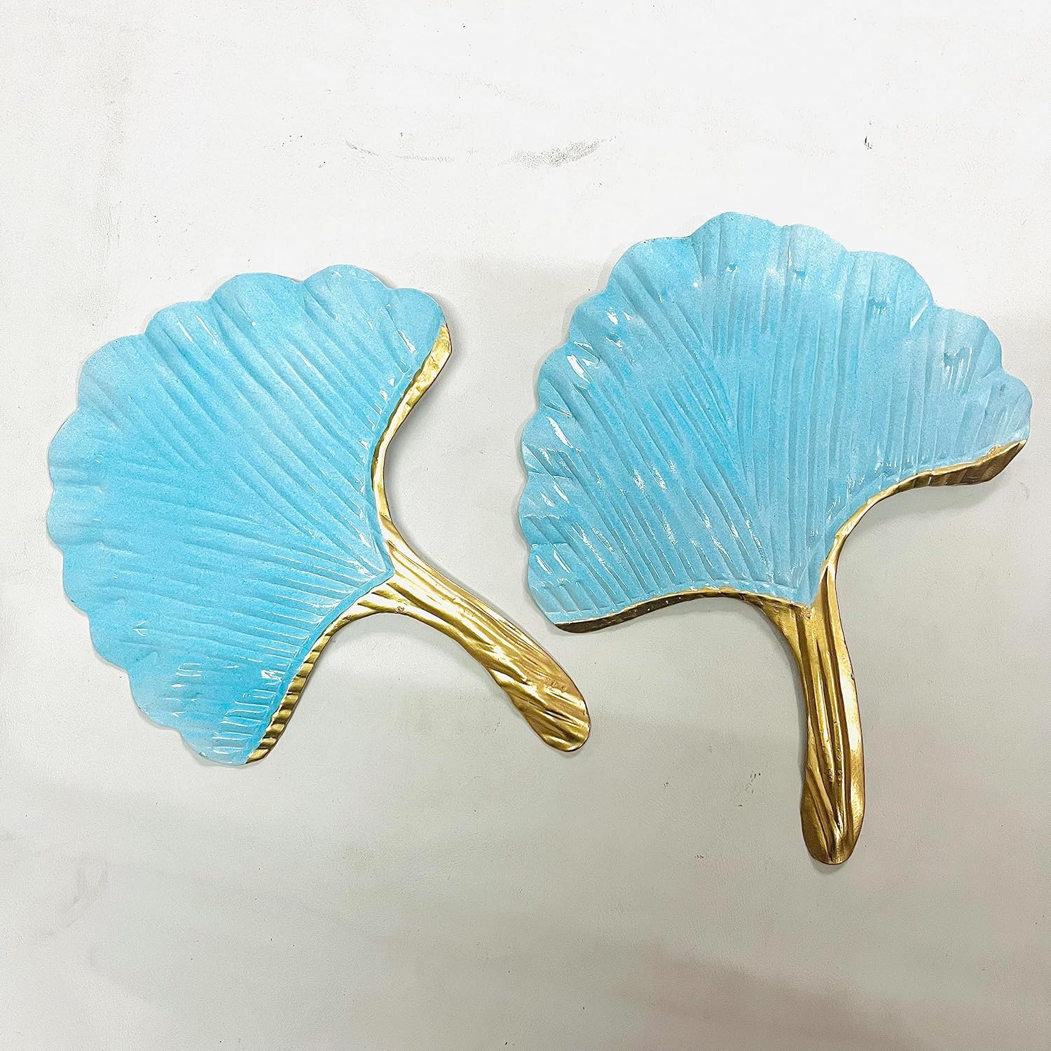 Decorative Iron Petal Wall Clock – Handcrafted Floral Metal Wall Decor - Brass Decors