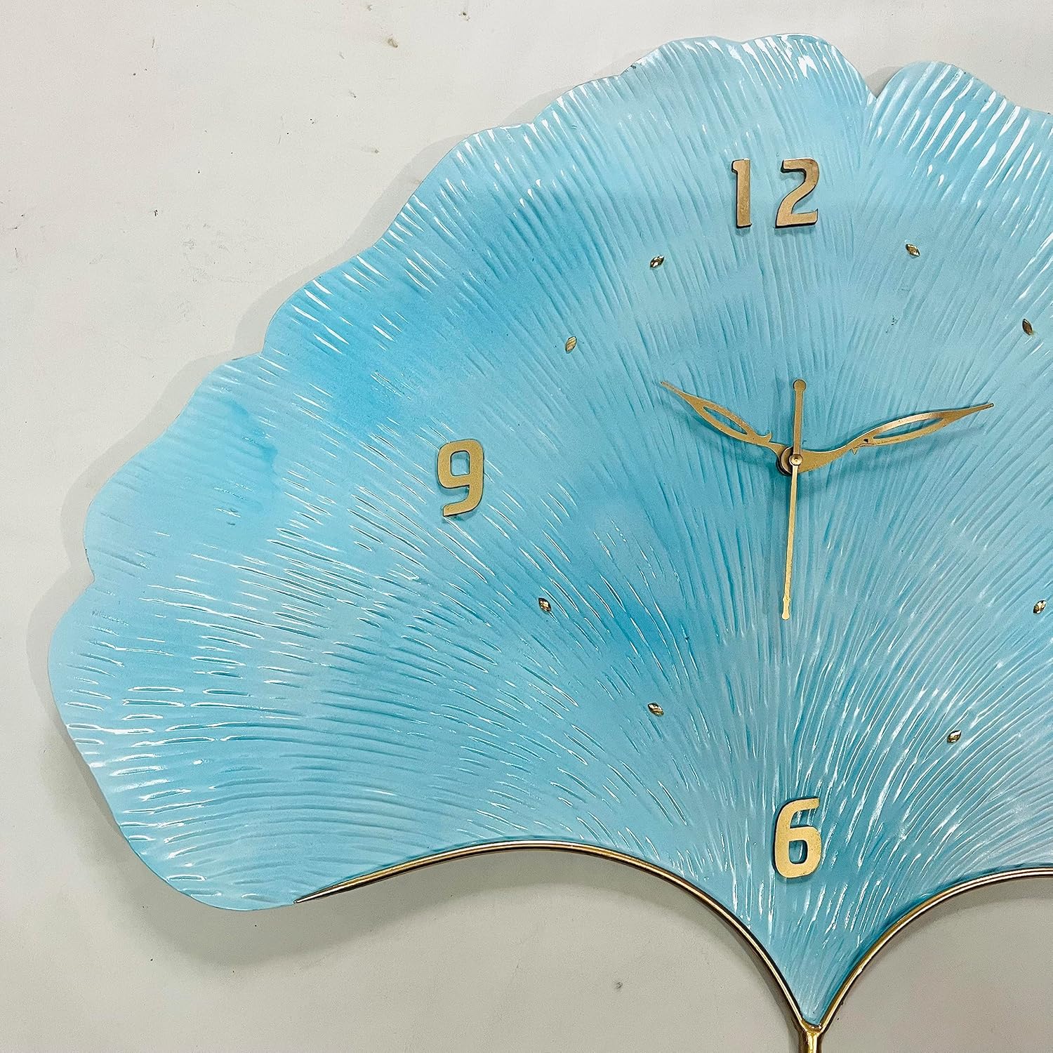 Decorative Iron Petal Wall Clock – Handcrafted Floral Metal Wall Decor - Brass Decors